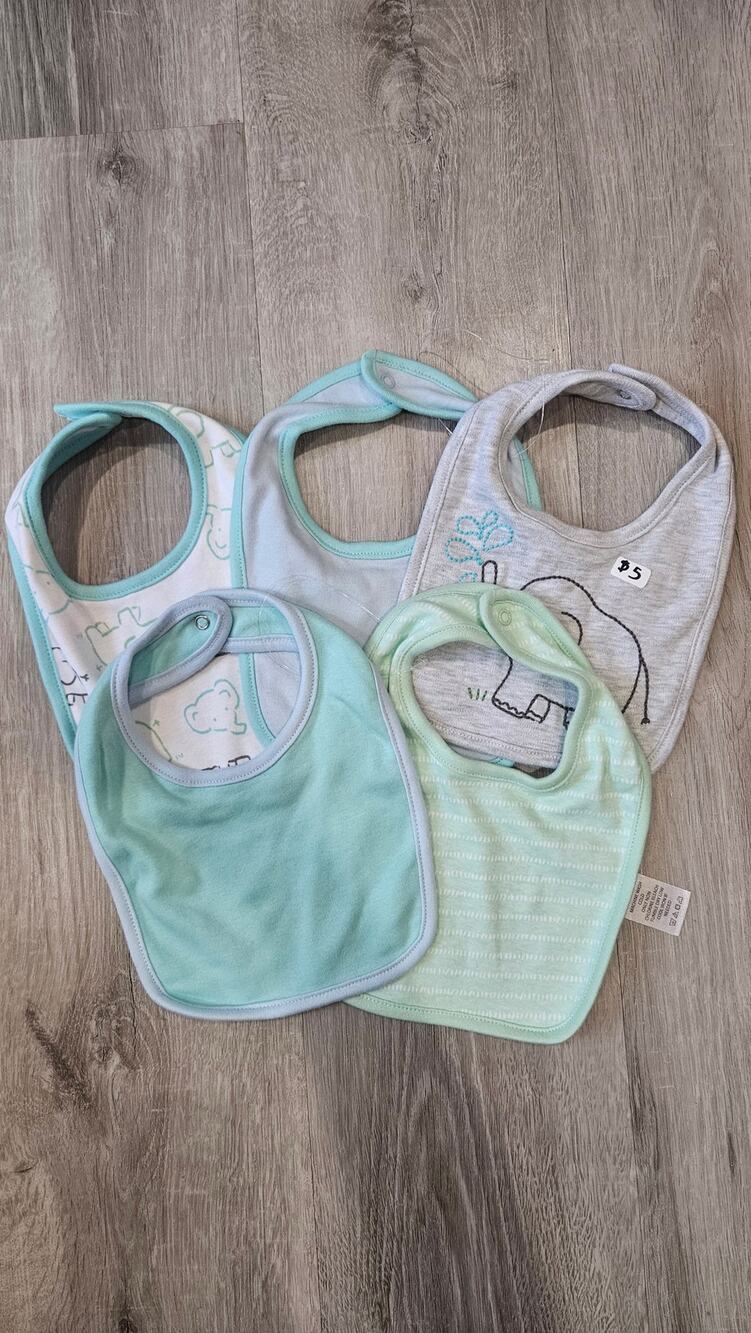 Carter's Pack of 5 Baby Bibs Bundle